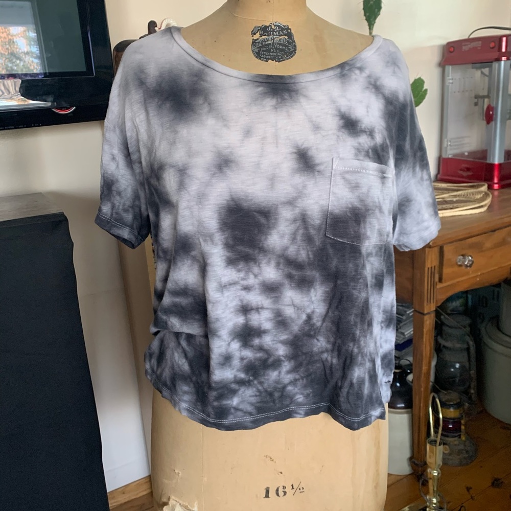 american eagle t shirt